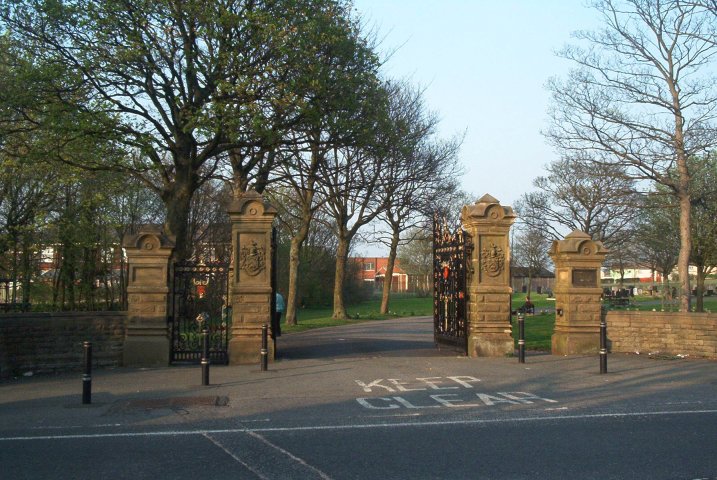 Nelson Cemetery Gates